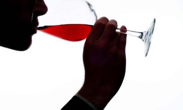 Tip #64 - How do I judge a wine fairly?